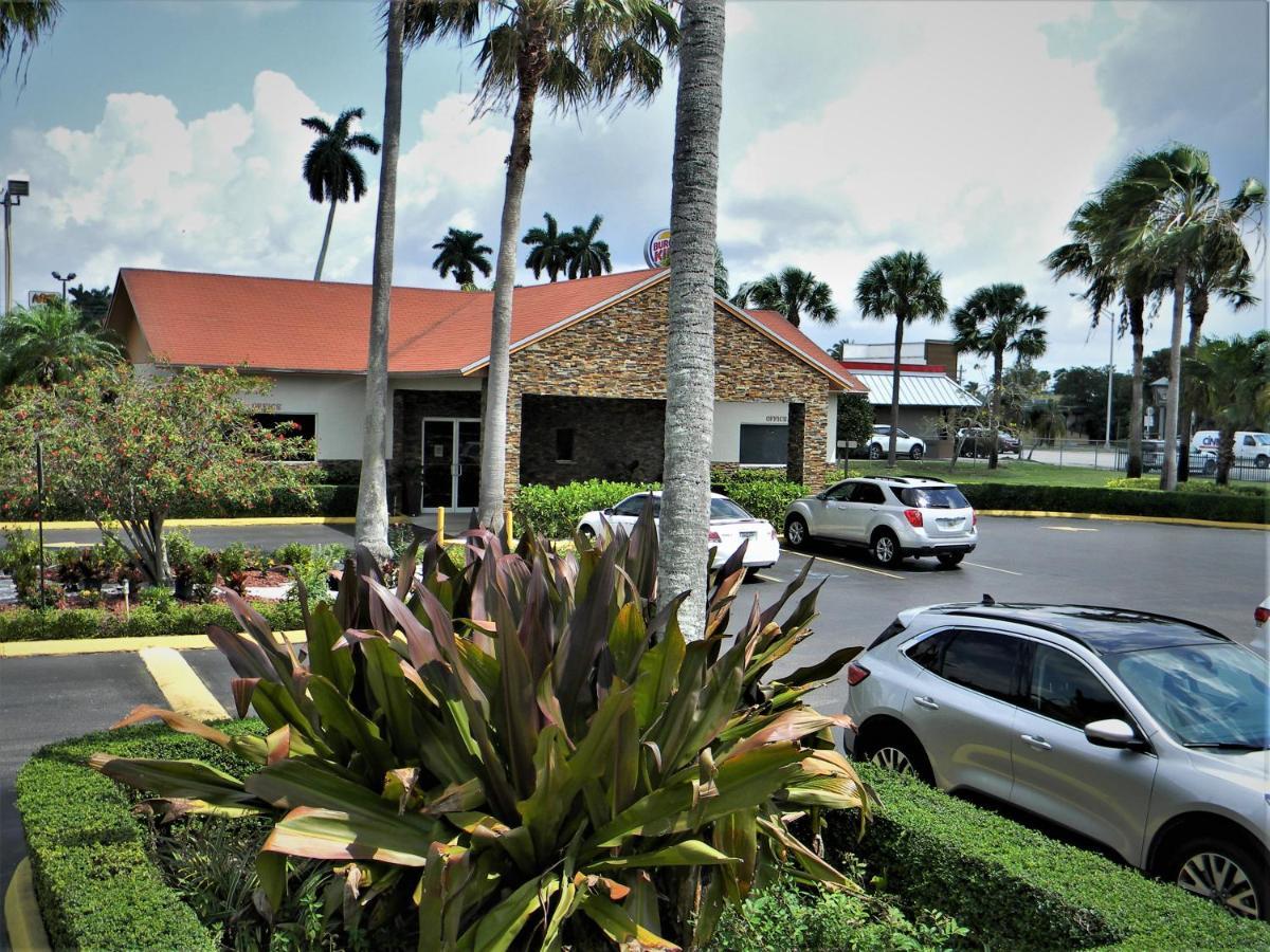 플로리다시티 페어웨이 인 플로리다 시티 홈스테드 에버글레이드 모텔 외부 사진